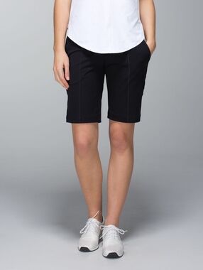 Lululemon Club Short II Black Color Size 6 Activewear W7A01S